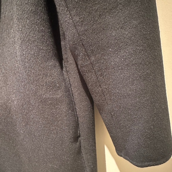 Uniqlo Gray/black Wool Blend Coat with Hood - Picture 3 of 6